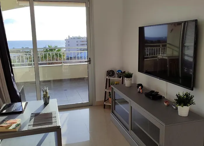 Comfortable With Amazing Sea Views 팔름-마르